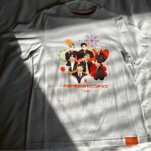 BTS PTD LA t-shirt size M